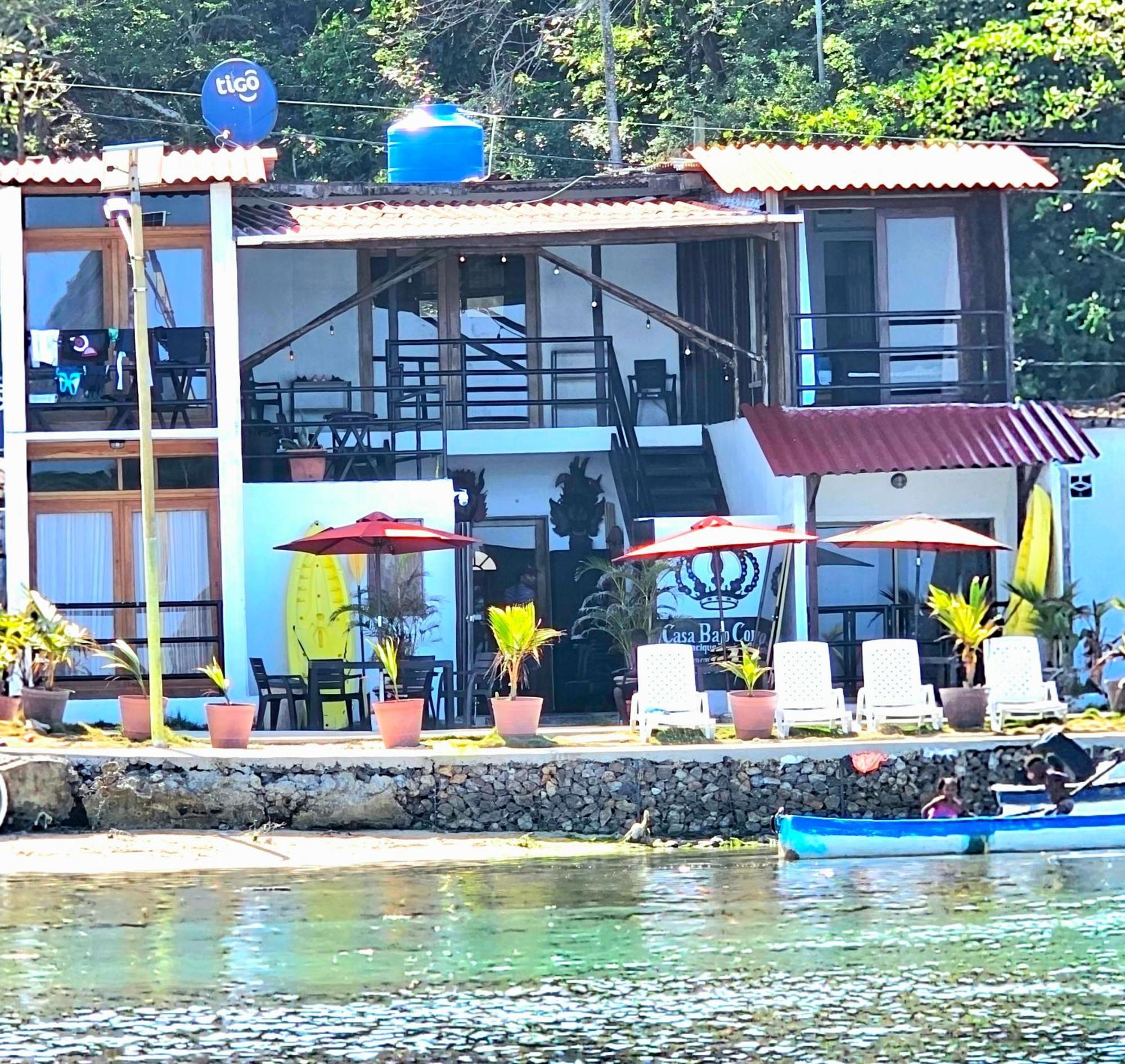 Casa Bajo Congo Cacique